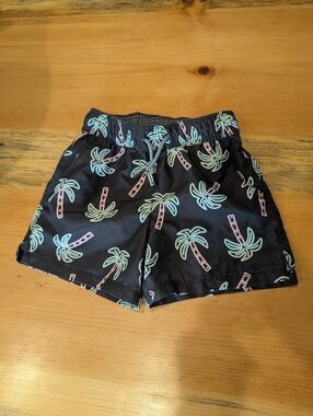 Cat & Jack Black Boys Swim Trunks Sz S (6-7)